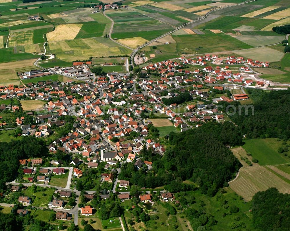 Aerial photograph Arberg - Village view on the edge of agricultural fields and land in Arberg in the state Bavaria, Germany