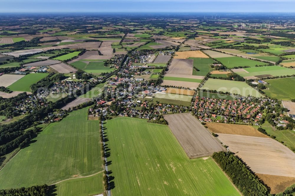 Aerial photograph Bargstedt - Village view on the edge of agricultural fields and land in Bargstedt in the state Lower Saxony, Germany