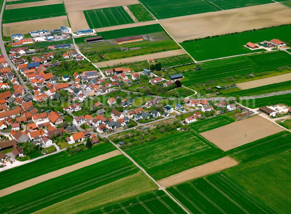 Aerial photograph Bermaringen - Village view on the edge of agricultural fields and land in Bermaringen in the state Baden-Wuerttemberg, Germany