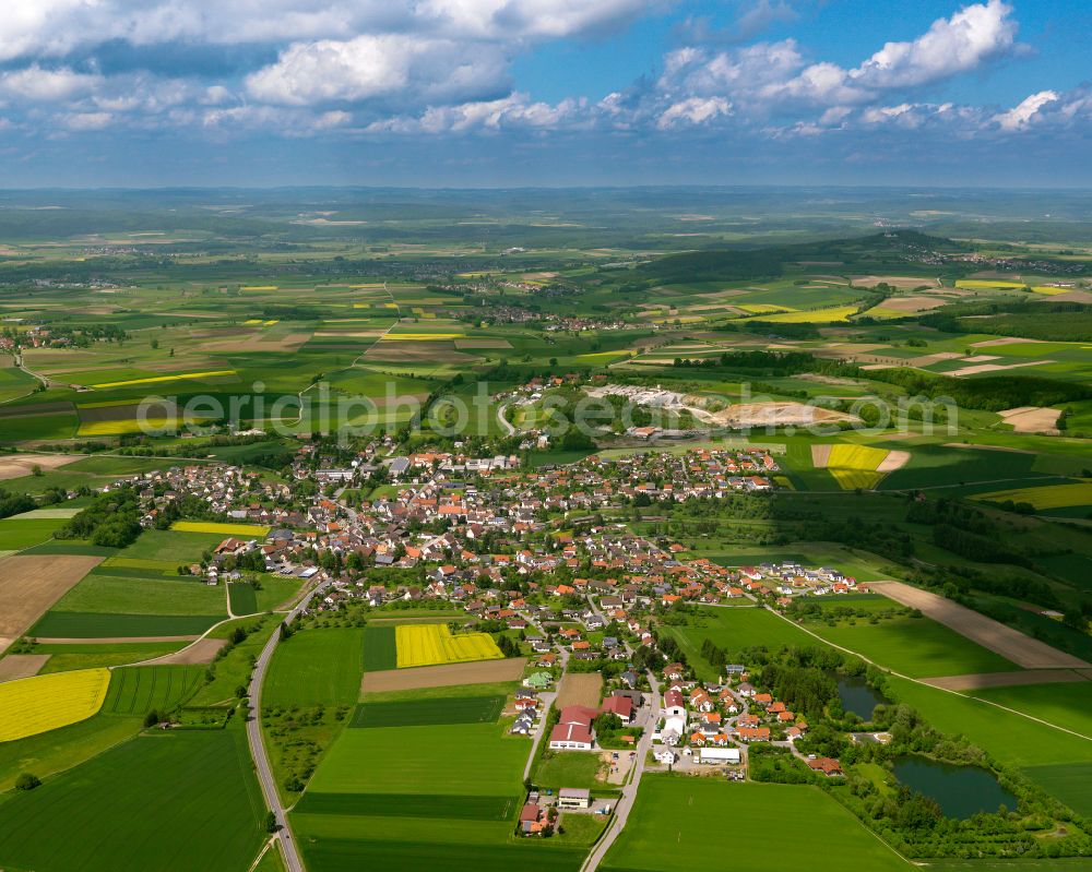 Aerial photograph Dürmentingen - Village view on the edge of agricultural fields and land in Dürmentingen in the state Baden-Wuerttemberg, Germany