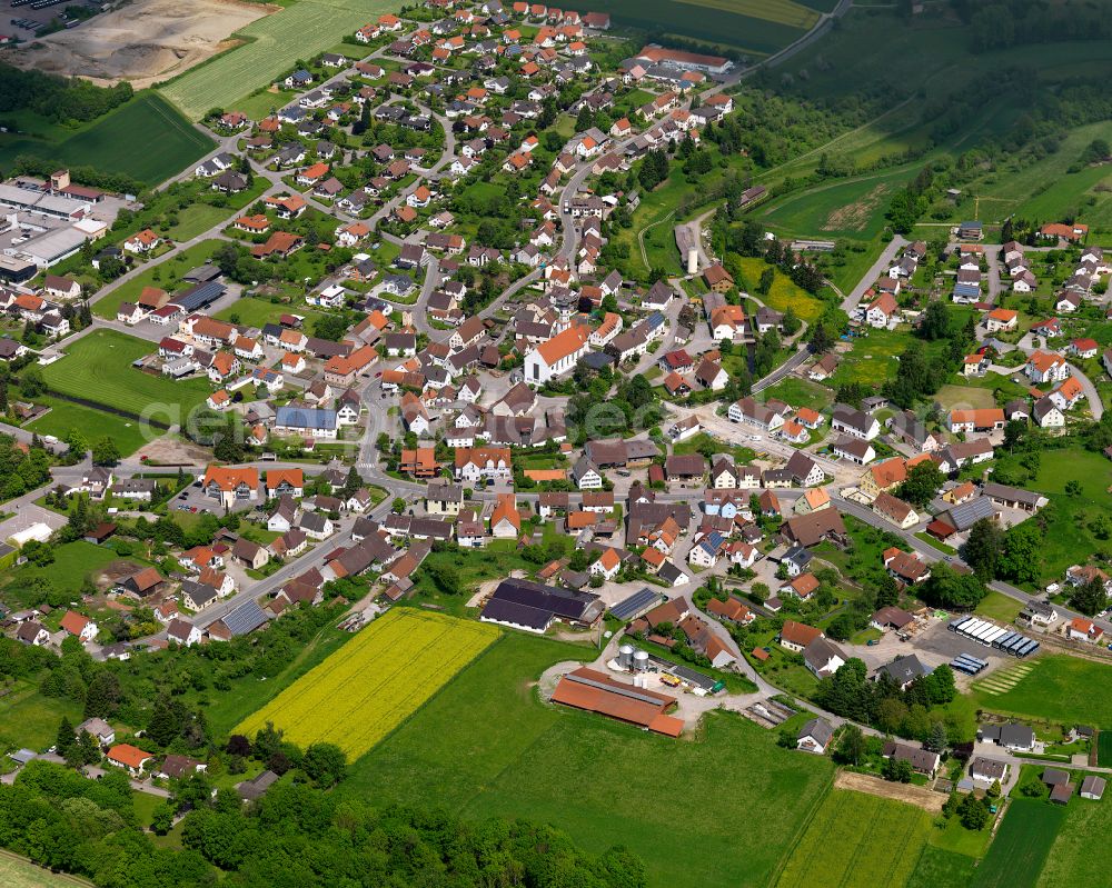 Dürmentingen from the bird's eye view: Village view on the edge of agricultural fields and land in Dürmentingen in the state Baden-Wuerttemberg, Germany