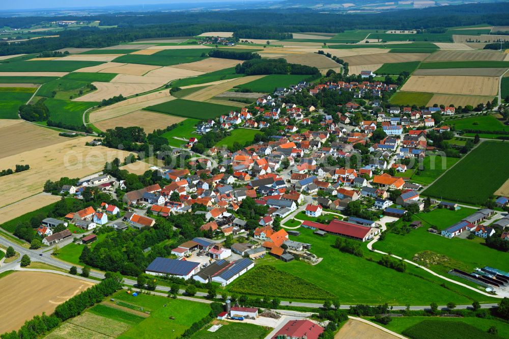 Aerial photograph Ehingen am Ries - Village view on the edge of agricultural fields and land on street Hauptstrasse in Ehingen am Ries in the state Bavaria, Germany