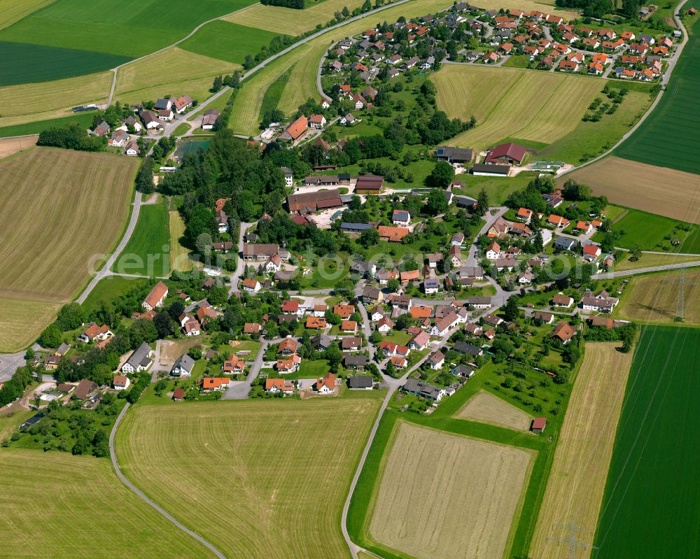 Aerial image Ellmannsweiler - Village view on the edge of agricultural fields and land in Ellmannsweiler in the state Baden-Wuerttemberg, Germany