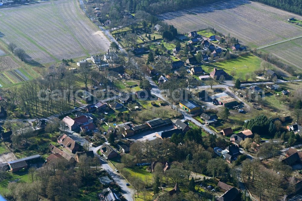 Aerial photograph Eimke - Village view on the edge of agricultural fields and land along the Brockhoefer Strasse in Eimke in the state Lower Saxony, Germany