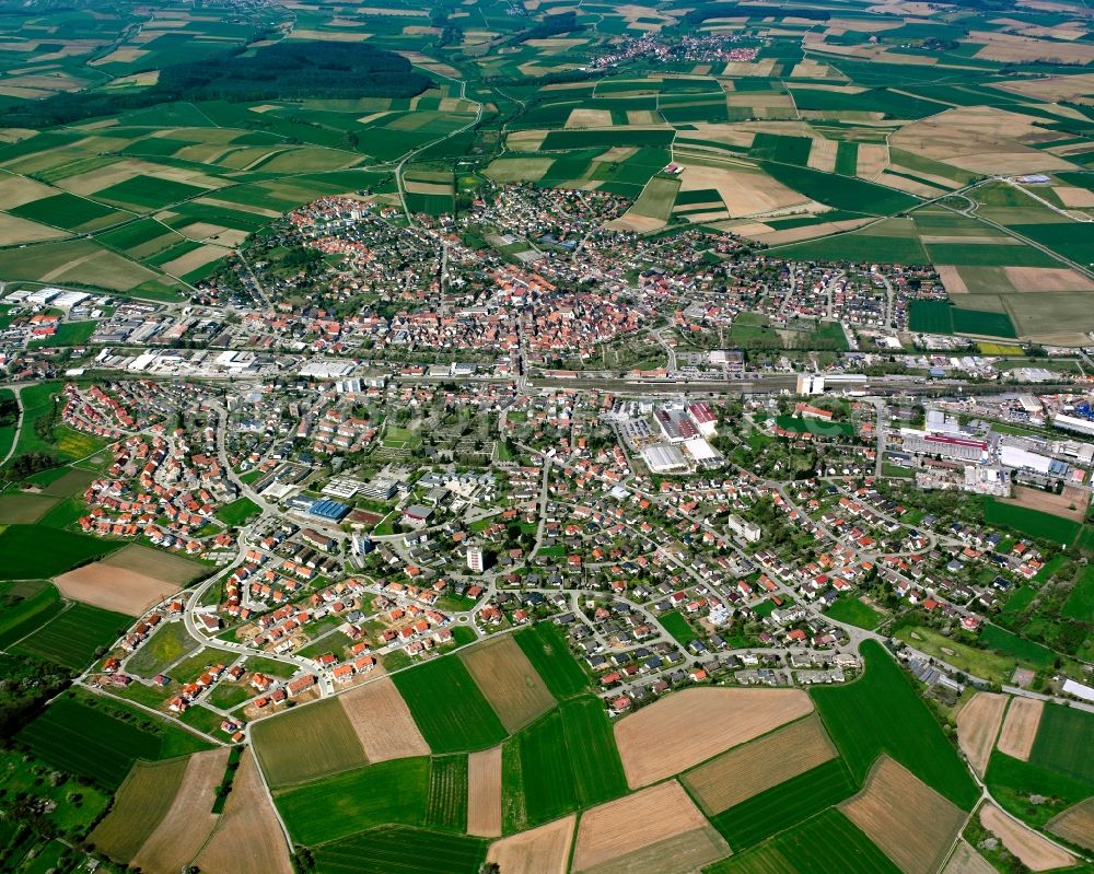 Aerial photograph Eppingen - Village view on the edge of agricultural fields and land in Eppingen in the state Baden-Wuerttemberg, Germany