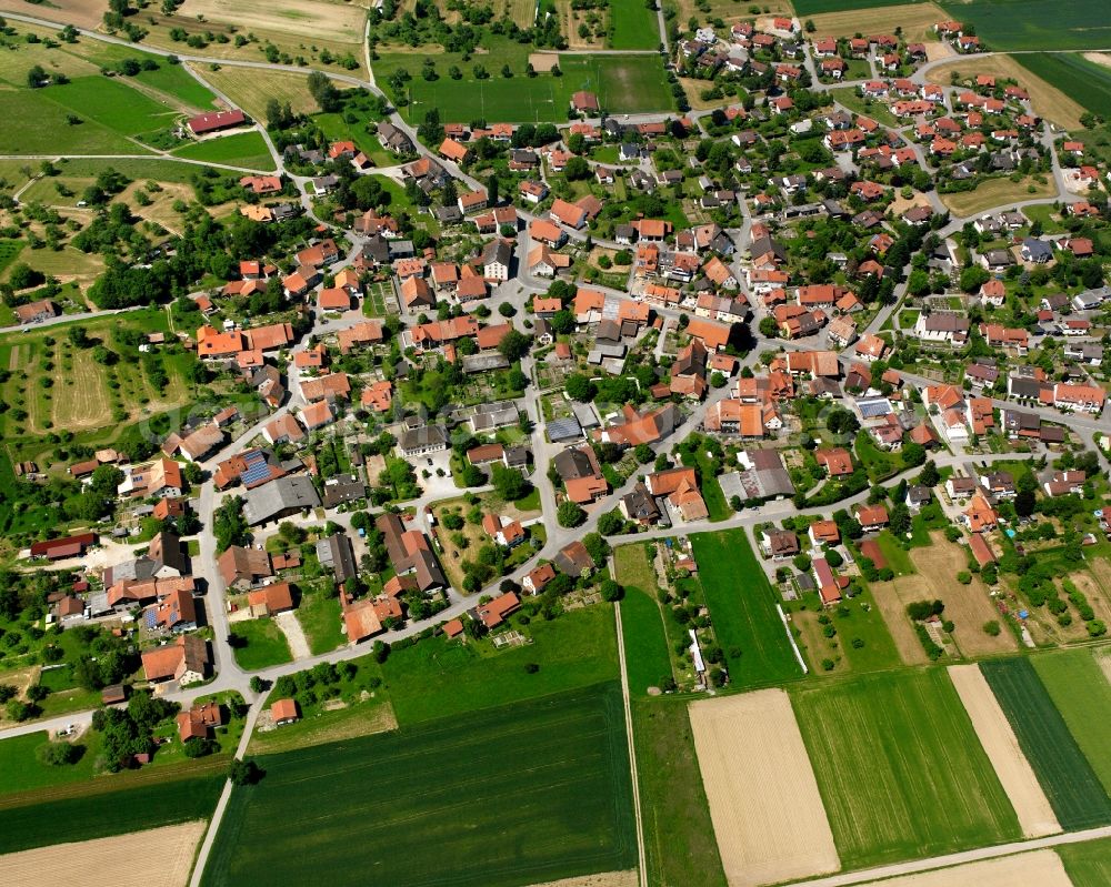 Aerial image Geißlingen - Village view on the edge of agricultural fields and land in Geißlingen in the state Baden-Wuerttemberg, Germany