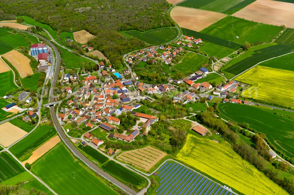 Aerial photograph Gnötzheim - Village view on the edge of agricultural fields and land in Gnötzheim in the state Bavaria, Germany