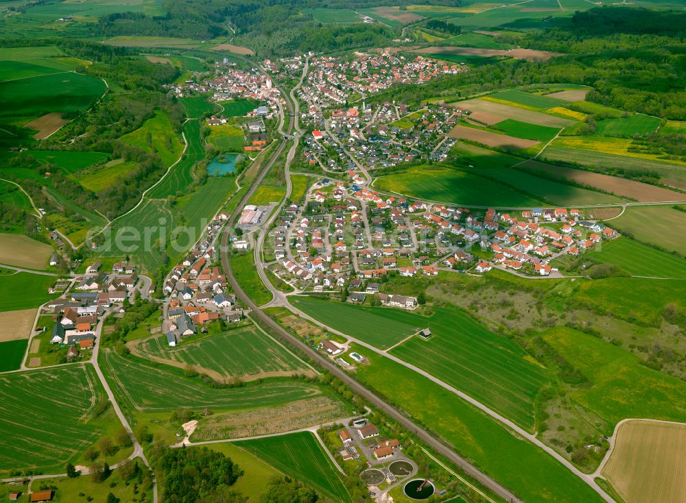 Halzhausen from the bird's eye view: Village view on the edge of agricultural fields and land in Halzhausen in the state Baden-Wuerttemberg, Germany