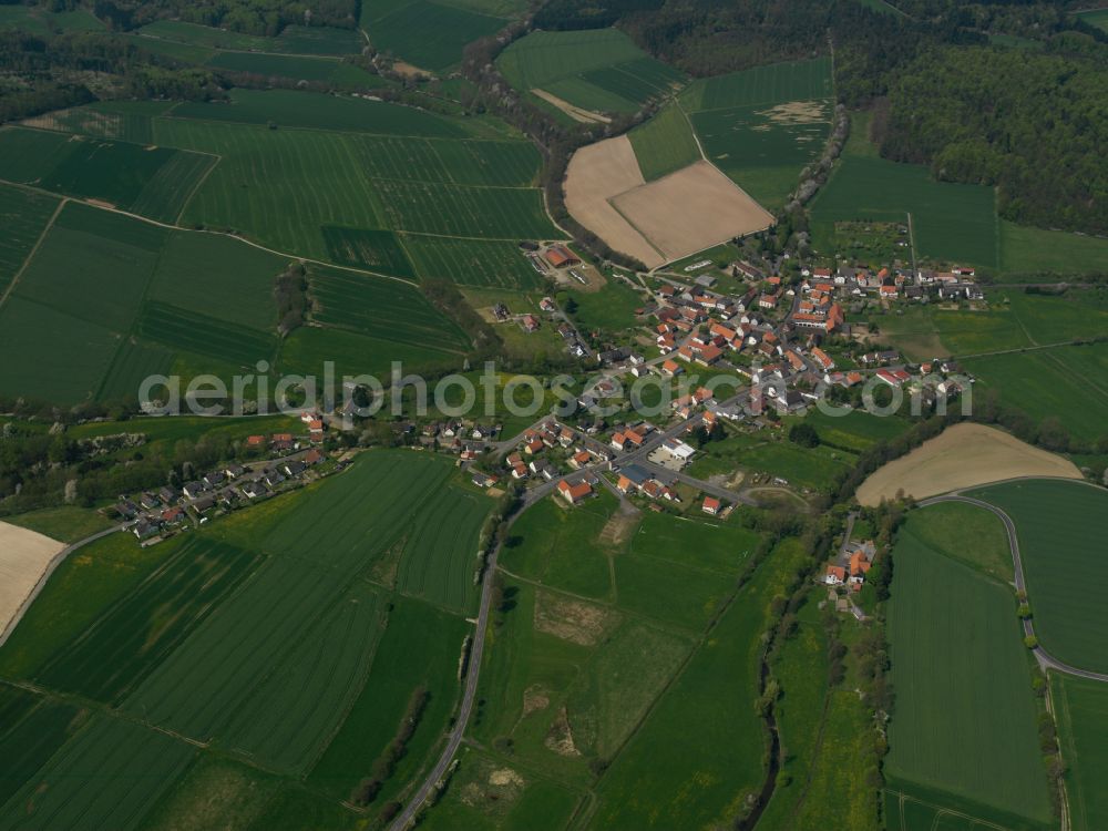 Aerial photograph Heidelbach - Village view on the edge of agricultural fields and land in Heidelbach in the state Hesse, Germany