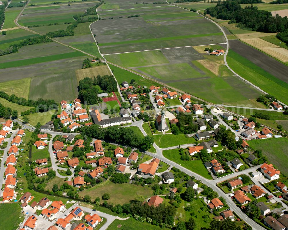 Heiligenstatt from the bird's eye view: Village view on the edge of agricultural fields and land in Heiligenstatt in the state Bavaria, Germany