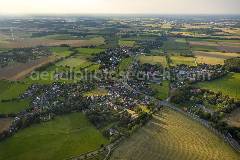 Hilbeck from above - Village view on the edge of agricultural fields and land in Hilbeck in the state North Rhine-Westphalia, Germany