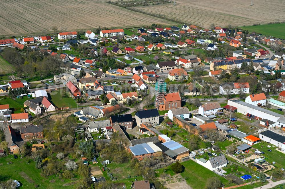 Aerial image Hinsdorf - Village view on the edge of agricultural fields and land in Hinsdorf in the state Saxony-Anhalt, Germany