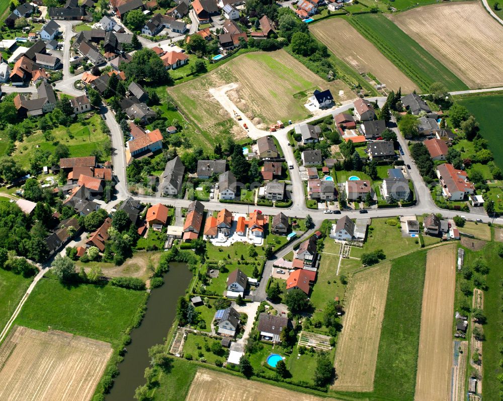 Hohnhurst from the bird's eye view: Village view on the edge of agricultural fields and land in Hohnhurst in the state Baden-Wuerttemberg, Germany