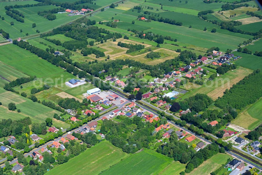 Aerial photograph Holterfehn - Village view on the edge of agricultural fields and land in Holterfehn in the state Lower Saxony, Germany