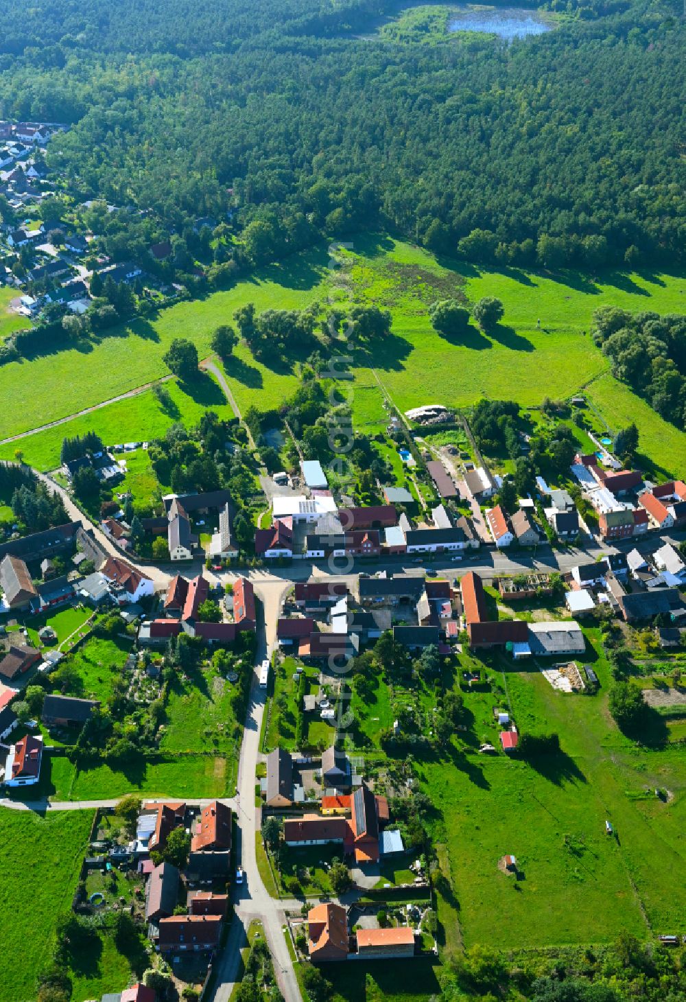 Jüdenberg from above - Village view on the edge of agricultural fields and land in Jüdenberg in the state Saxony-Anhalt, Germany