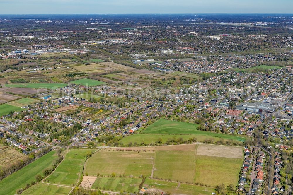 Aerial image Schenefeld - Village view on the edge of agricultural fields and land on Koneruner Weg in Schenefeld in the state Schleswig-Holstein, Germany