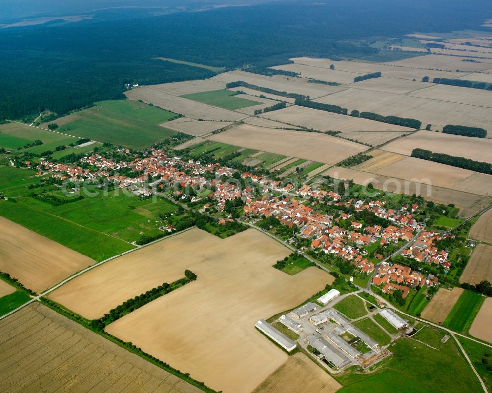 Kammerforst from the bird's eye view: Village view on the edge of agricultural fields and land in Kammerforst in the state Thuringia, Germany