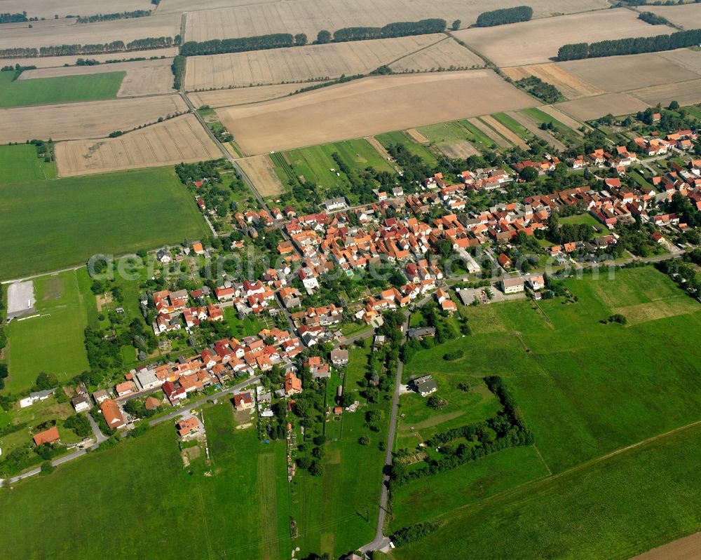 Aerial photograph Kammerforst - Village view on the edge of agricultural fields and land in Kammerforst in the state Thuringia, Germany