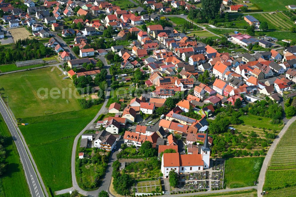 Aerial photograph Kolitzheim - Village view on the edge of agricultural fields and land in Kolitzheim in the state Bavaria, Germany