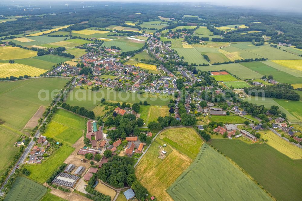 Lavesum from the bird's eye view: Village view on the edge of agricultural fields and land in Lavesum in the state North Rhine-Westphalia, Germany