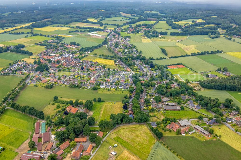 Aerial image Lavesum - Village view on the edge of agricultural fields and land in Lavesum in the state North Rhine-Westphalia, Germany