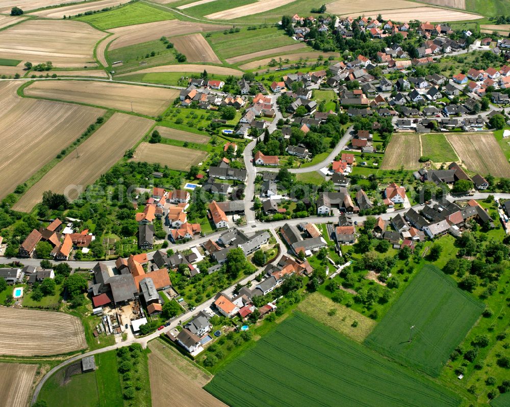 Legelshurst from the bird's eye view: Village view on the edge of agricultural fields and land in Legelshurst in the state Baden-Wuerttemberg, Germany