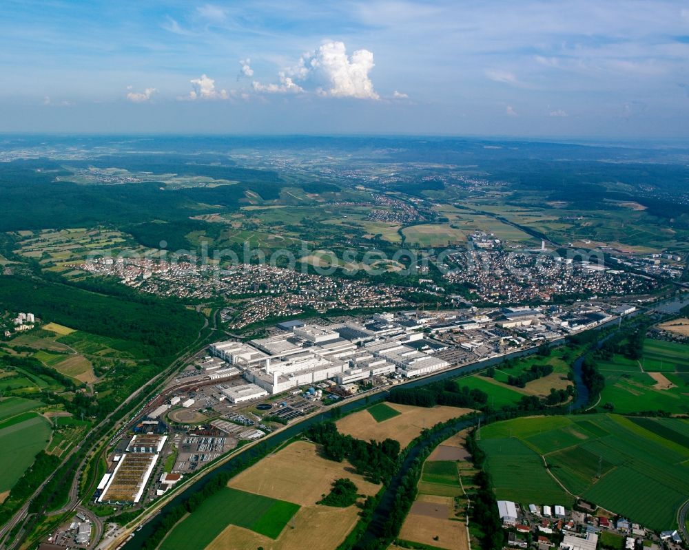 Obereisesheim from the bird's eye view: Village view on the edge of agricultural fields and land in Obereisesheim in the state Baden-Wuerttemberg, Germany