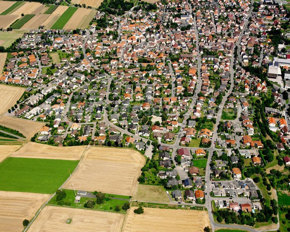 Aerial photograph Obereisesheim - Village view on the edge of agricultural fields and land in Obereisesheim in the state Baden-Wuerttemberg, Germany