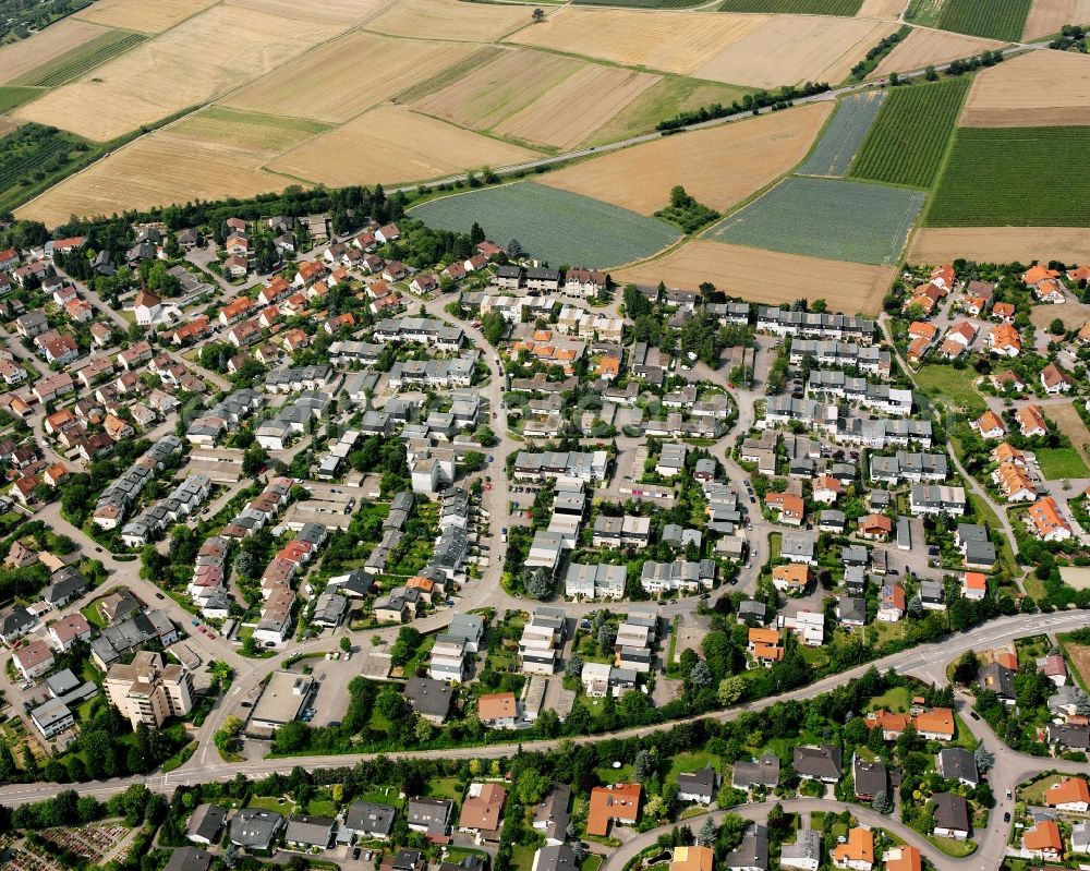 Oberheinriet from the bird's eye view: Village view on the edge of agricultural fields and land in Oberheinriet in the state Baden-Wuerttemberg, Germany