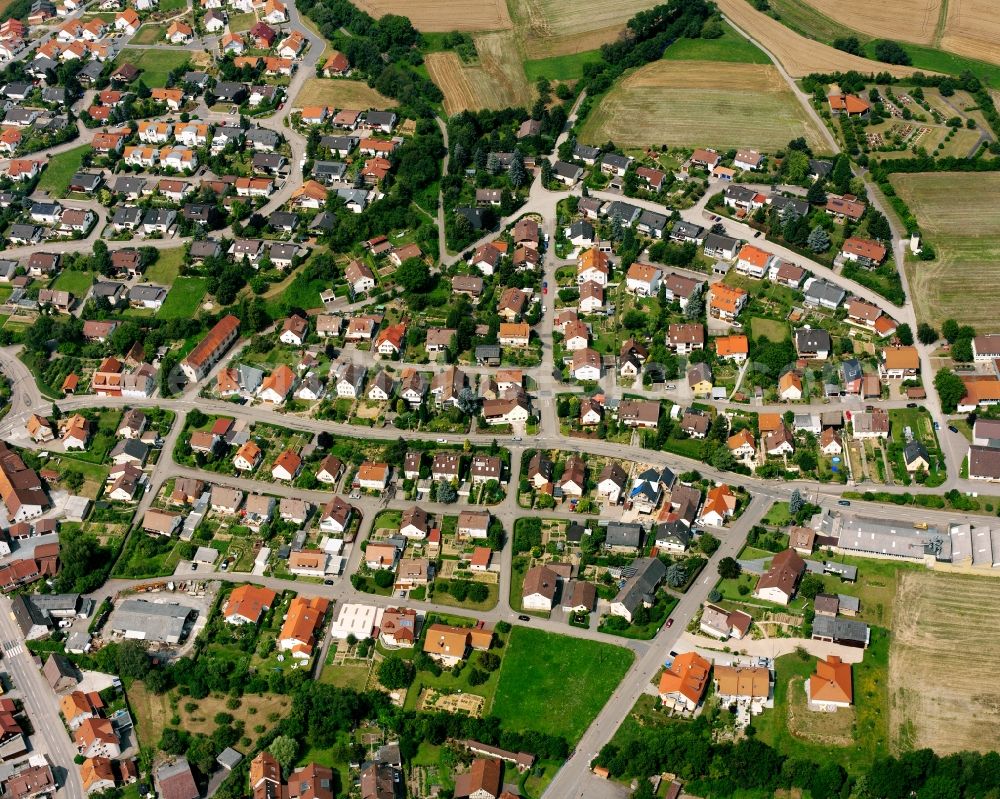 Oberheinriet from the bird's eye view: Village view on the edge of agricultural fields and land in Oberheinriet in the state Baden-Wuerttemberg, Germany