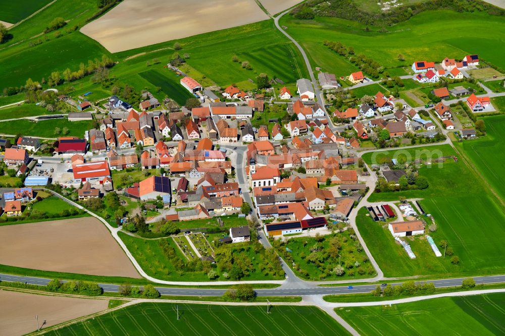 Aerial photograph Possenheim - Village view on the edge of agricultural fields and land in Possenheim in the state Bavaria, Germany