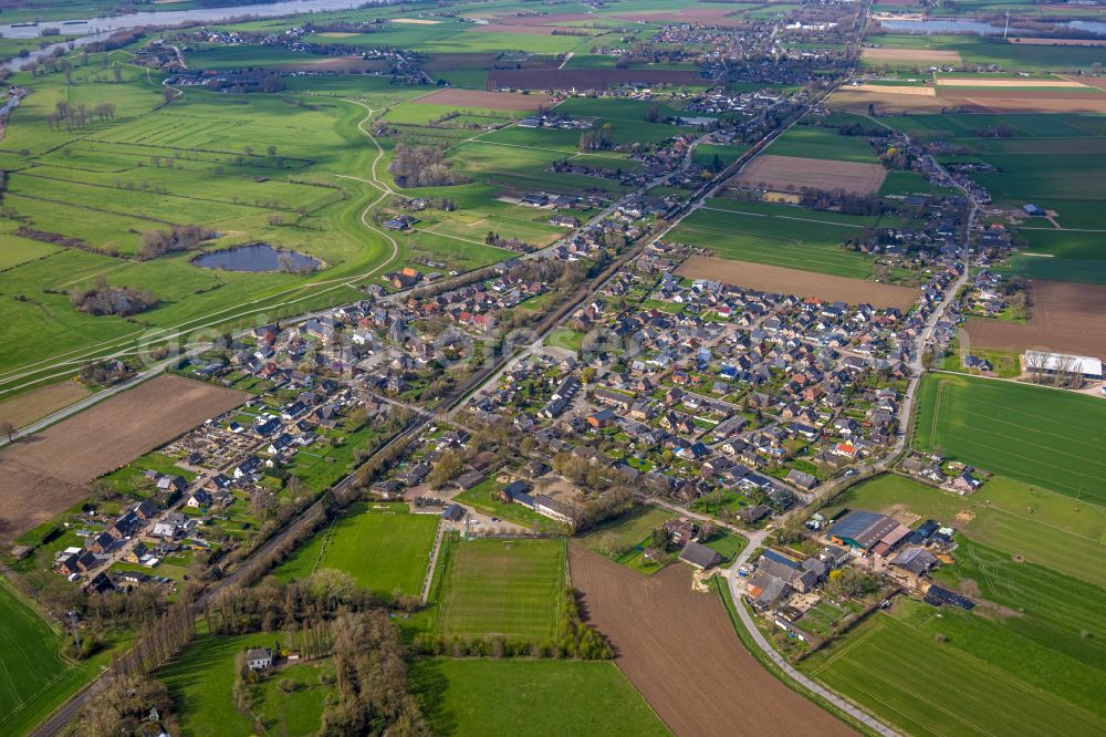 Aerial image Praest - Village view on the edge of agricultural fields and land in Praest in the state North Rhine-Westphalia, Germany