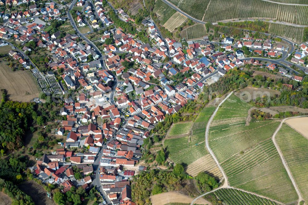 Aerial photograph Retzstadt - Village view on the edge of agricultural fields and land in Retzstadt in the state Bavaria, Germany