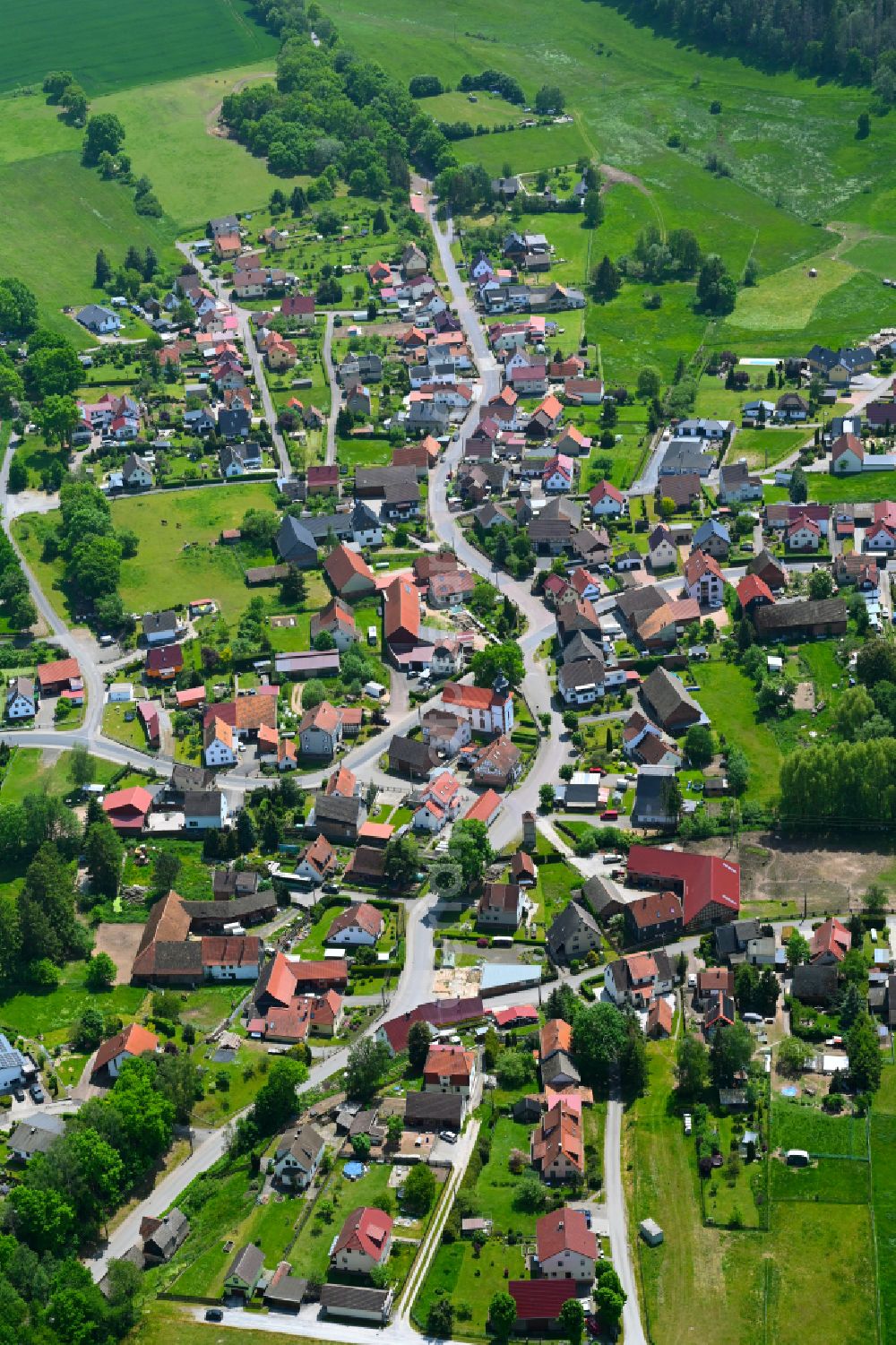 Aerial photograph Rosa - Village view on the edge of agricultural fields and land in Rosa in the state Thuringia, Germany