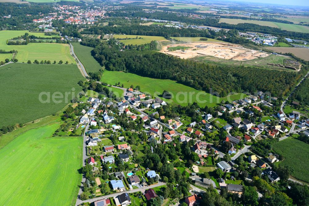 Sommeritz from the bird's eye view: Village view on the edge of agricultural fields and land in Sommeritz in the state Thuringia, Germany