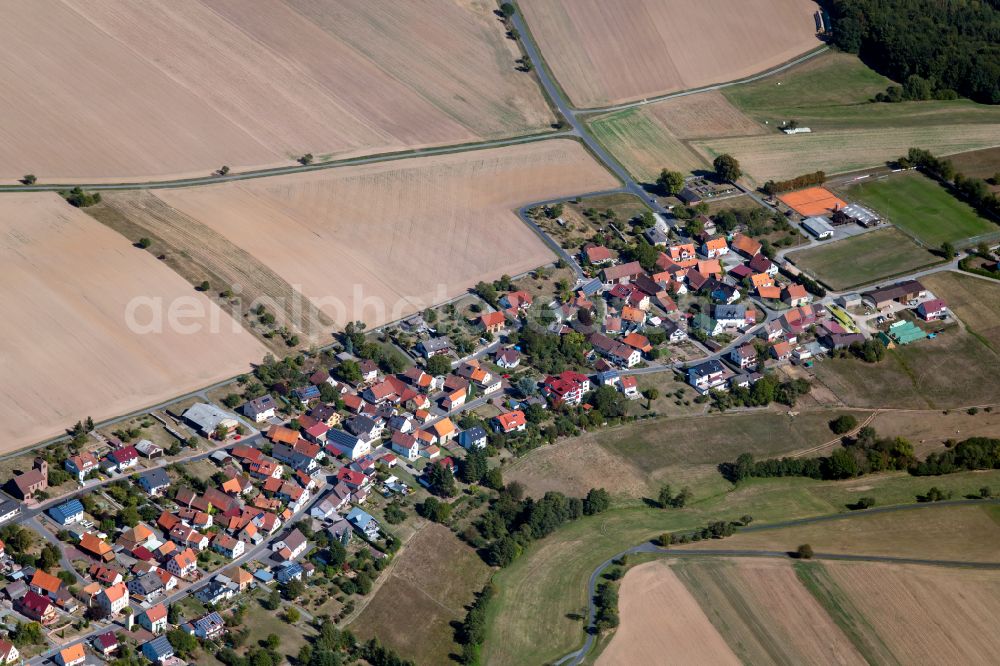 Aerial photograph Steinmark - Village view on the edge of agricultural fields and land in Steinmark in the state Bavaria, Germany