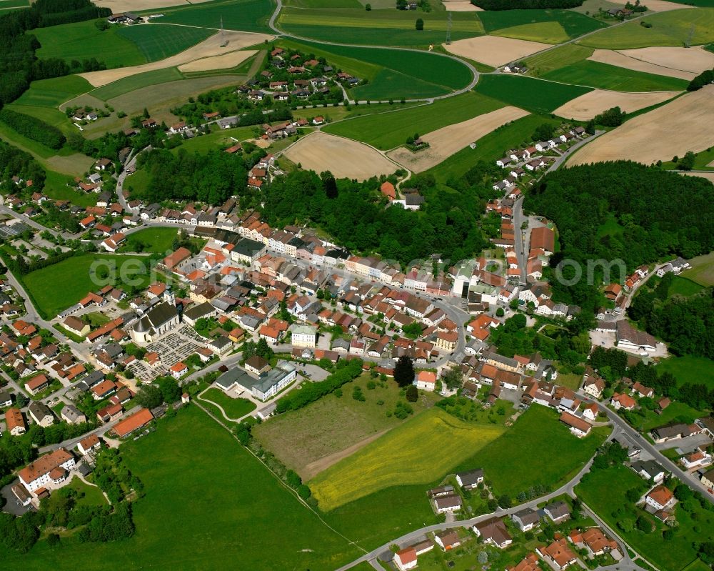 Aerial photograph Tann - Village view on the edge of agricultural fields and land in Tann in the state Bavaria, Germany