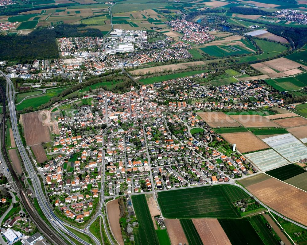 Untergriesheim from the bird's eye view: Village view on the edge of agricultural fields and land in Untergriesheim in the state Baden-Wuerttemberg, Germany