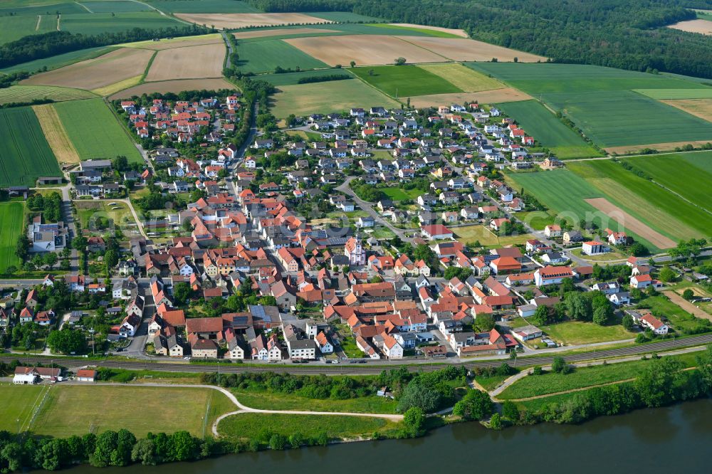 Aerial photograph Untertheres - Village view on the edge of agricultural fields and land in Untertheres in the state Bavaria, Germany