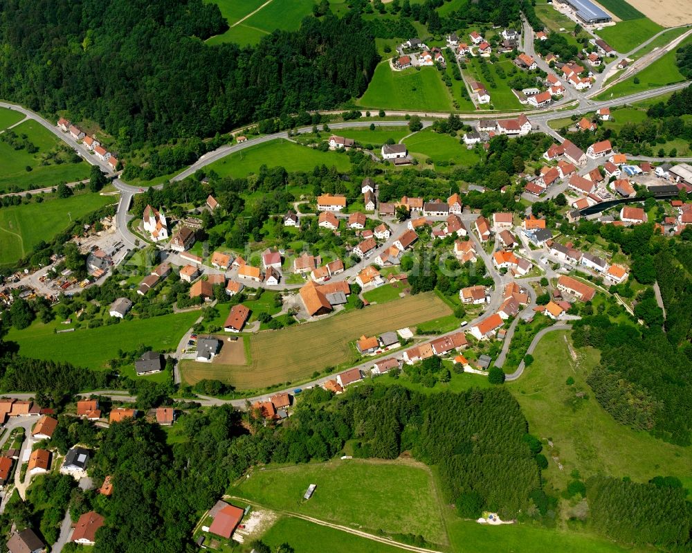 Veringendorf from the bird's eye view: Village view on the edge of agricultural fields and land in Veringendorf in the state Baden-Wuerttemberg, Germany