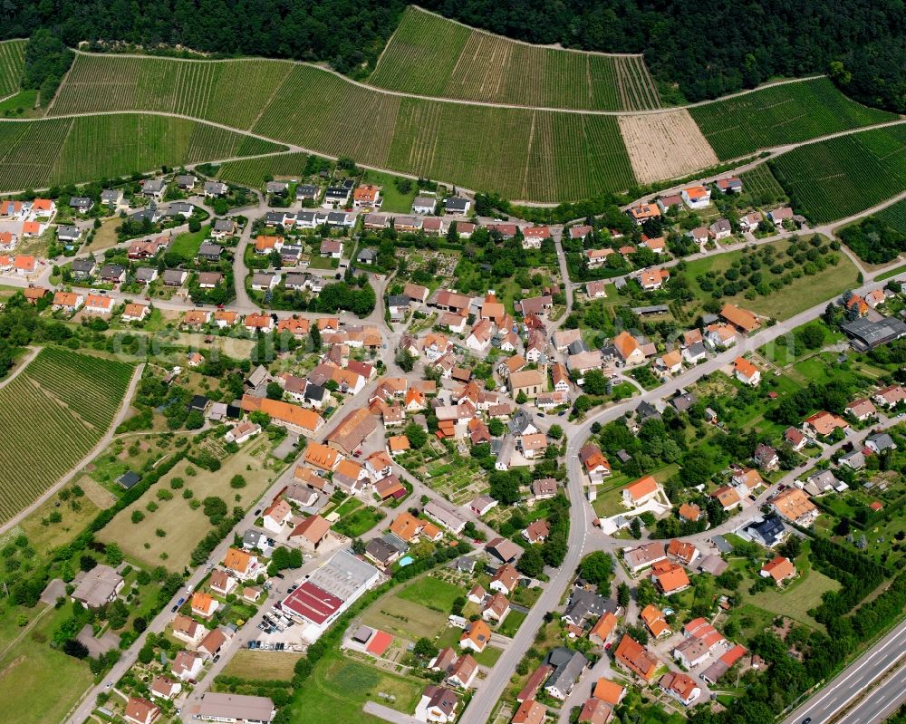 Weinsberg from the bird's eye view: Village view on the edge of agricultural fields and land in Weinsberg in the state Baden-Wuerttemberg, Germany