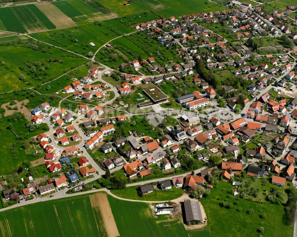 Aerial image Wäschenbeuren - Village view on the edge of agricultural fields and land in Wäschenbeuren in the state Baden-Wuerttemberg, Germany