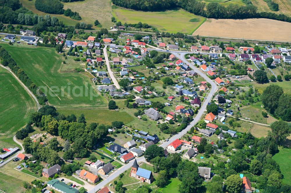 Aerial photograph Zernin - Village view on the edge of agricultural fields and land in Zernin in the state Mecklenburg - Western Pomerania, Germany