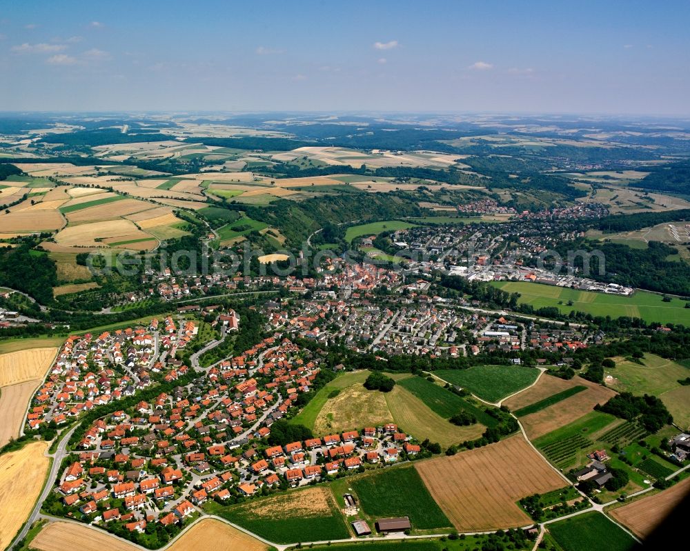 Aerial photograph Züttlingen - Village view on the edge of agricultural fields and land in Züttlingen in the state Baden-Wuerttemberg, Germany