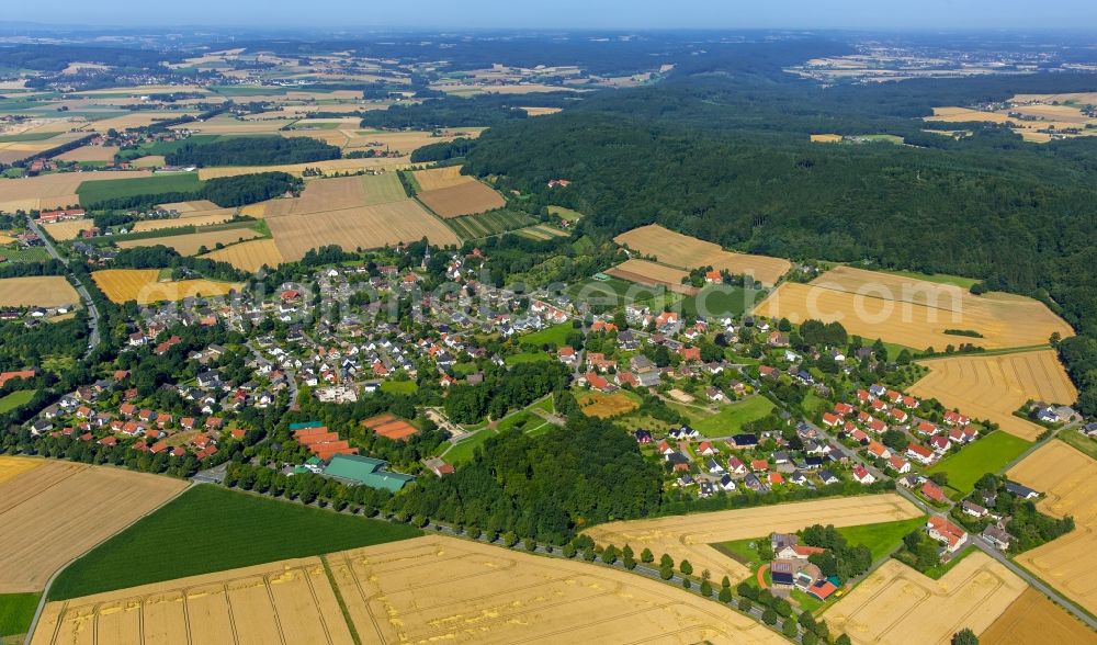 Rödinghausen from above - Town View of the streets and houses of the residential areas in Roedinghausen in the state North Rhine-Westphalia