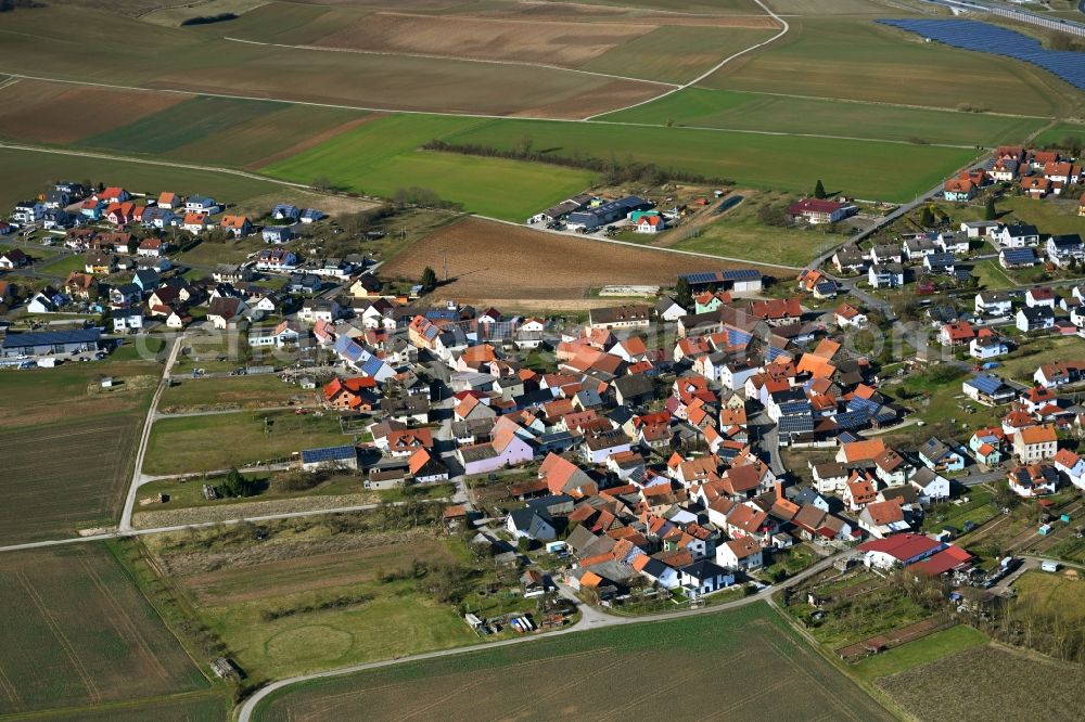 Rettersheim from the bird's eye view: Town View of the streets and houses of the residential areas in Rettersheim in the state Bavaria, Germany