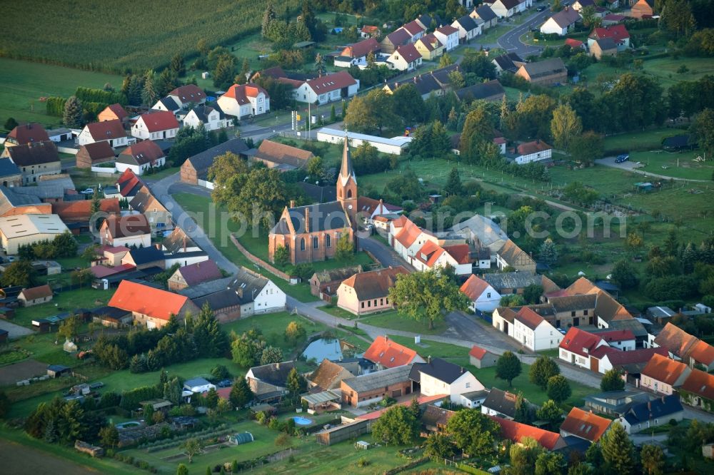 Aerial image Reuden/Anhalt - Town View of the streets and houses of the residential areas in Reuden/Anhalt in the state Saxony-Anhalt, Germany