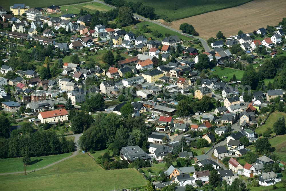 Reudnitz from the bird's eye view: Town View of the streets and houses of the residential areas in Reudnitz in the state Thuringia