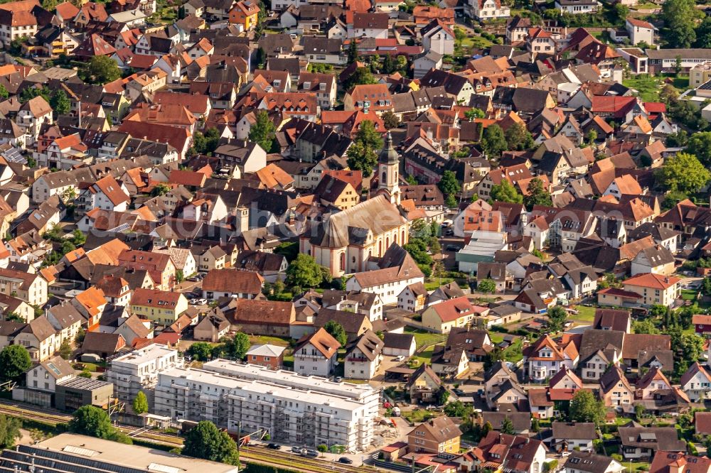 Aerial image Riegel am Kaiserstuhl - Town View of the streets and houses of the residential areas in Riegel am Kaiserstuhl in the state Baden-Wurttemberg, Germany