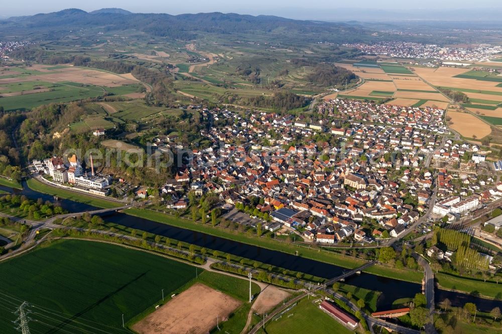 Aerial image Riegel am Kaiserstuhl - Town View of the streets and houses of the residential areas in Riegel am Kaiserstuhl in the state Baden-Wurttemberg, Germany